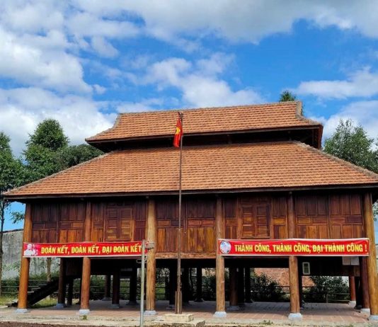 NGÔI NHÀ RÔNG CỔ TRUYỀN – NIỀM TỰ HÀO CỦA DÂN TỘC BRÂU